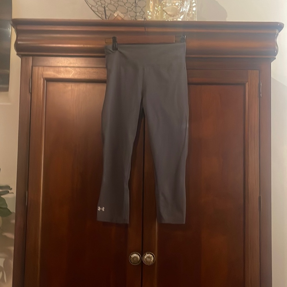 Under Armour heat gear Capri pants